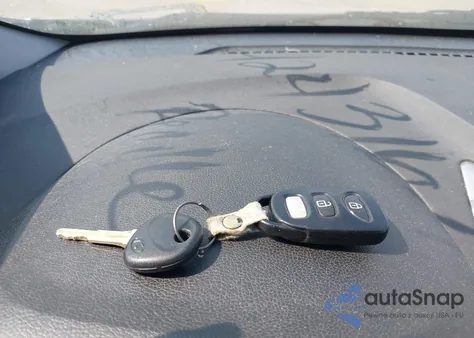 2011 Hyundai Elantra Gls (Ulsan Plant) from USA, damaged, VIN KMHDH4AE5BU138586